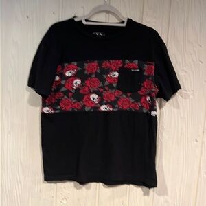𝅺wxyz SKULLS AND ROSES T SHIRT SIZE MEDIUM Gothic